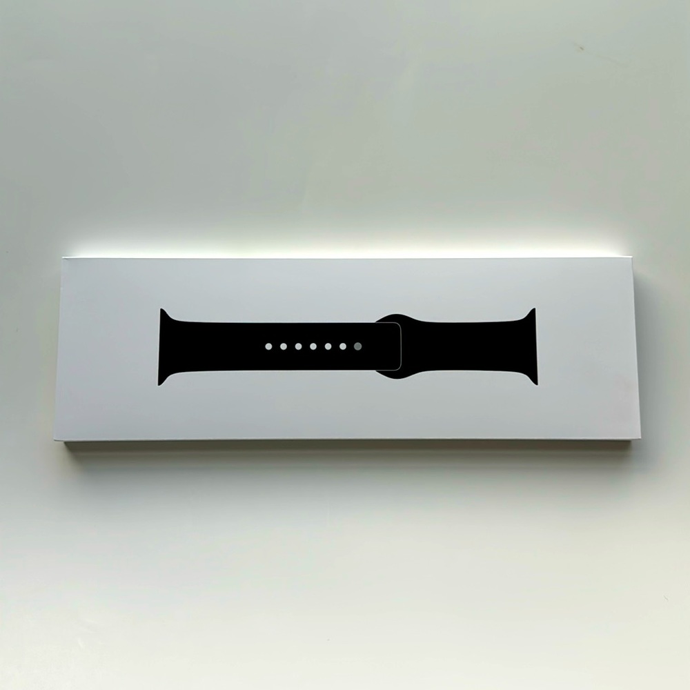 New Apple Watch 41MM Midnight Sport Band in M/L